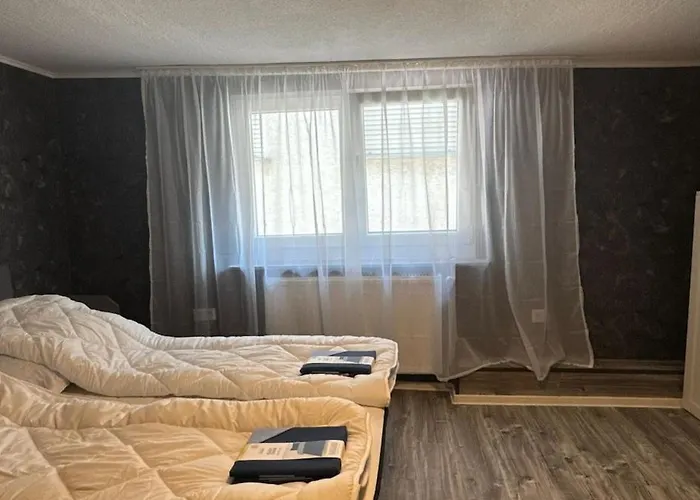 Casa de Férias Ganzes Haus Fuer 4 In