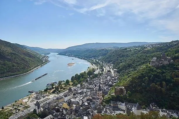 Casa de Férias Ganzes Haus Fuer 4 In